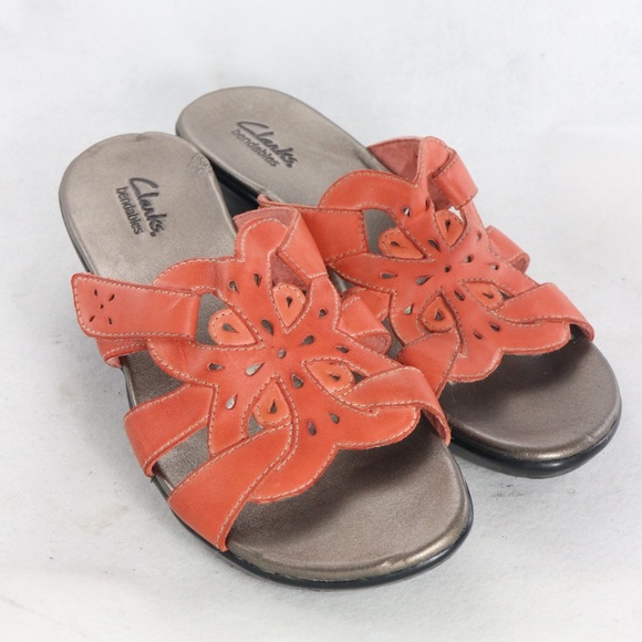 Clarks Shoes - CLARKS Brigham Cross  Coral Leather Sandals